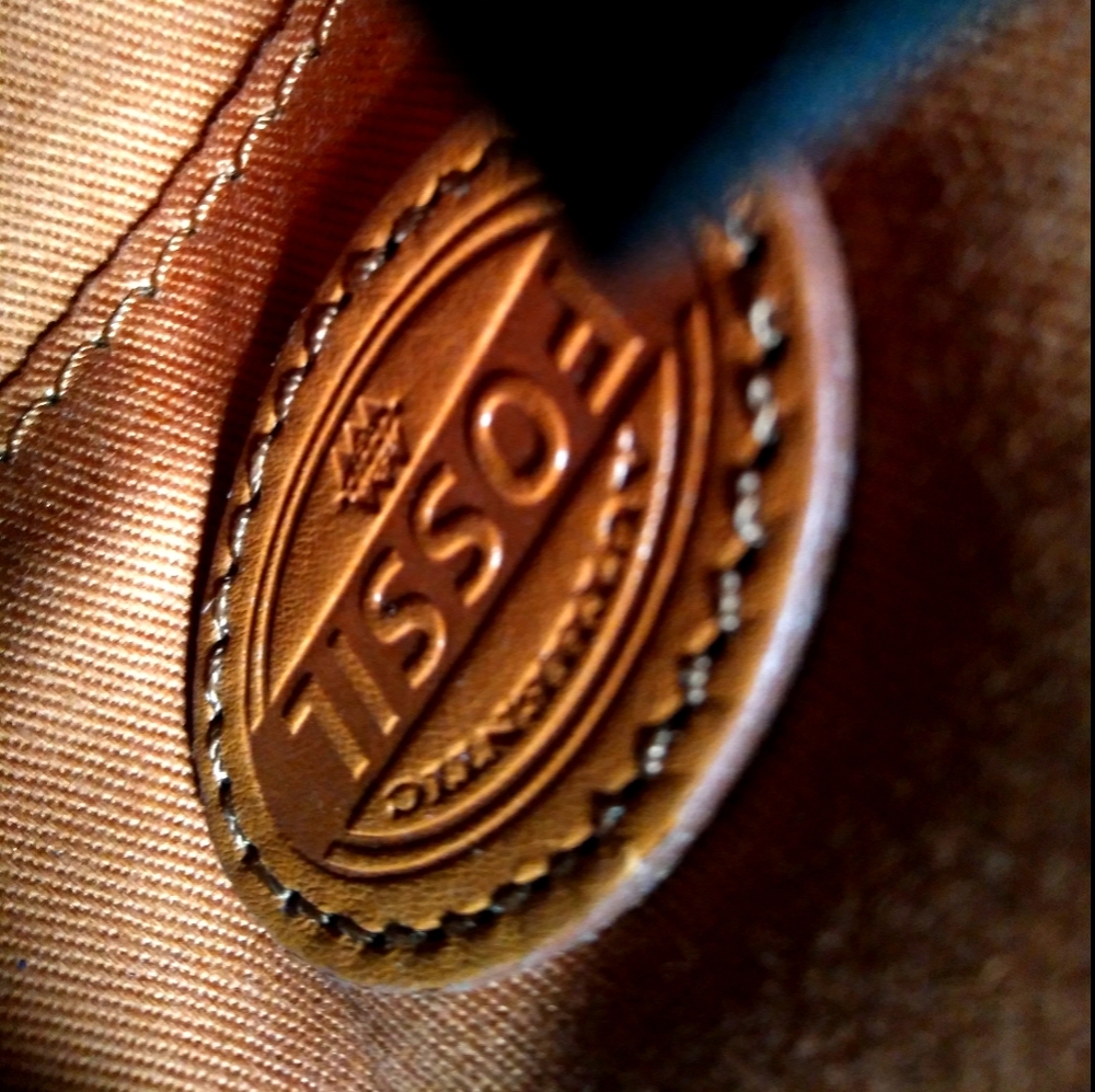 FOSSIL Crosbody - Picture 6 of 12